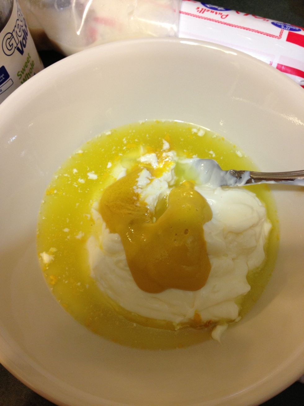 TOO MAKE MIXTURE Add mayonnaise, mustard and sweet pickle juice and stir together until mixed thoroughly