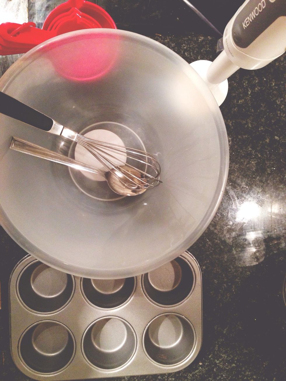 Tools: bowl, measuring cups, tablespoon, teaspoon, hand mixer, whisk, teaspoon