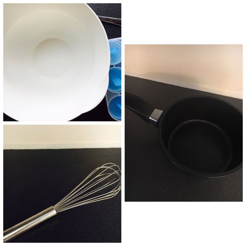 Tools: bowl, popsicle mold (room for 6 popsicles), tablespoon, casserole, whisk.