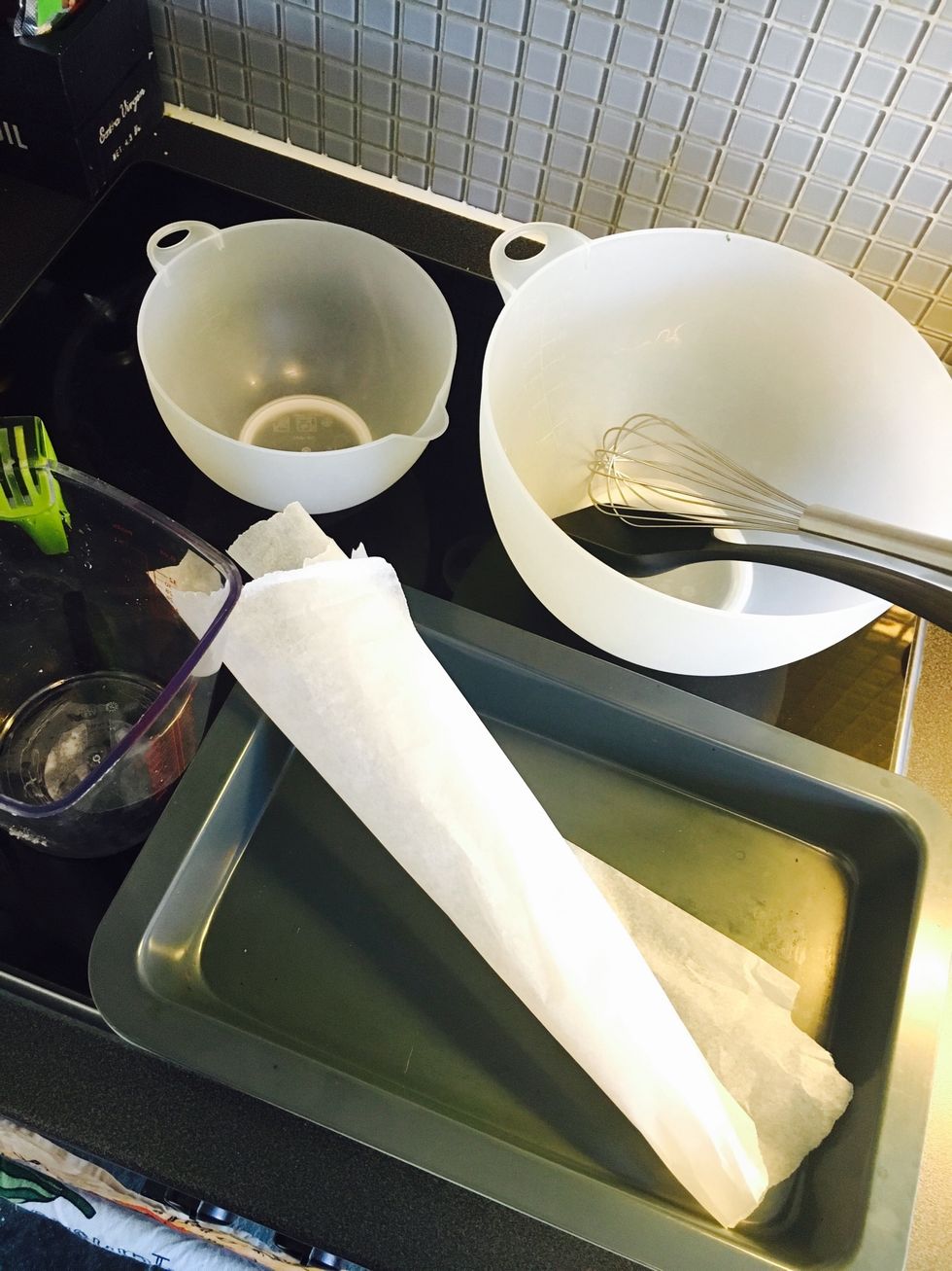 Tools. Bowlx2, measuring jug, oven roof tray/baking tray, ovenproof parcement paper, teaspoon, ladle, whisk