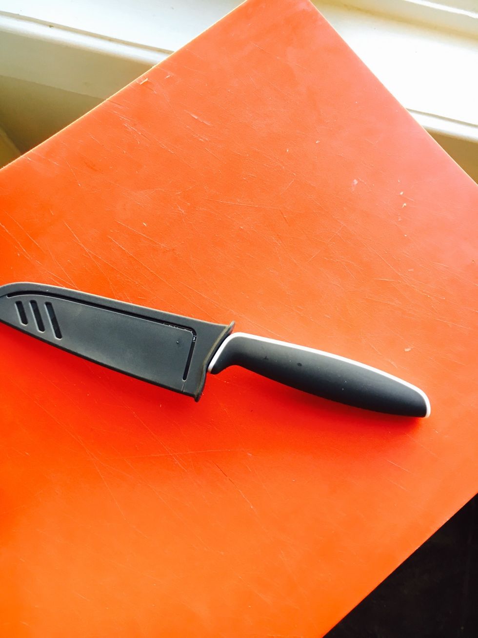 Tools cont: chopping board, knife