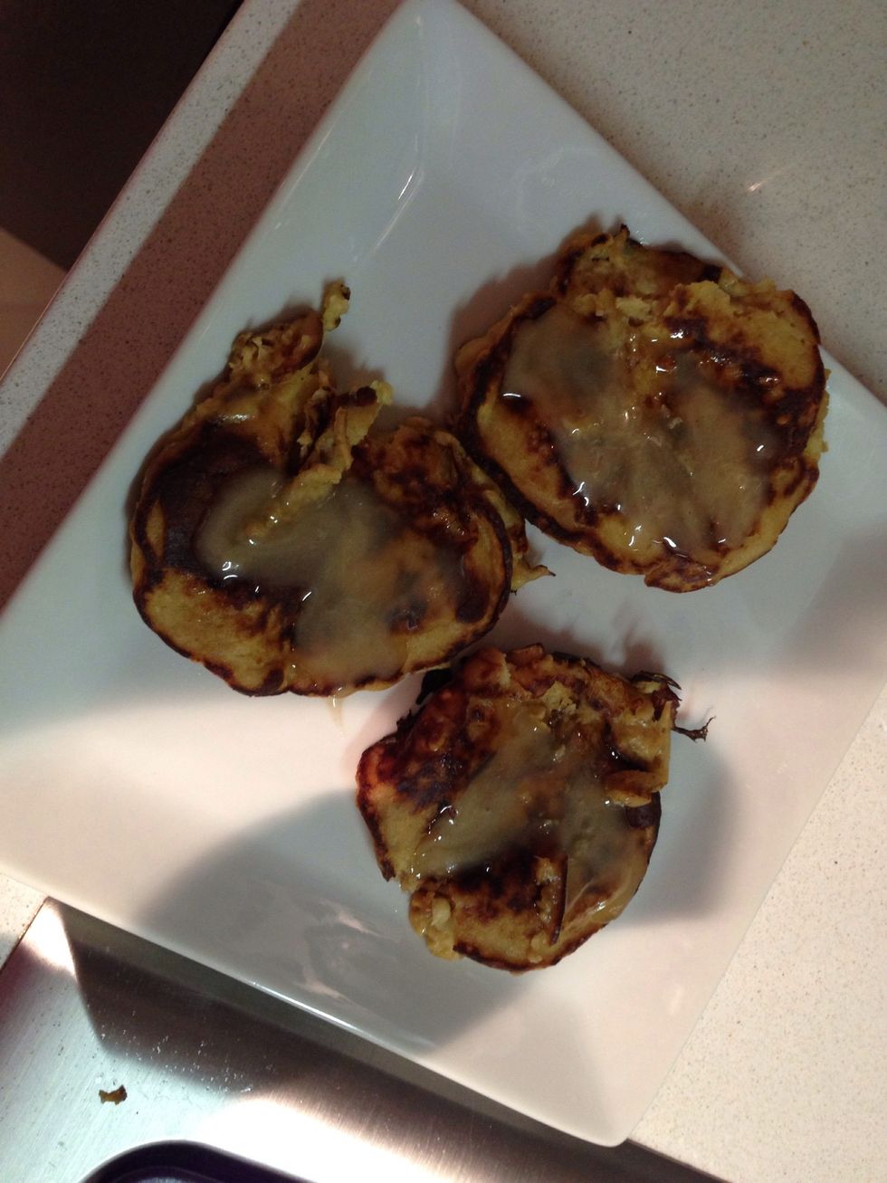 Top and serve! I like topping with honey and cinnamon. Serves 1