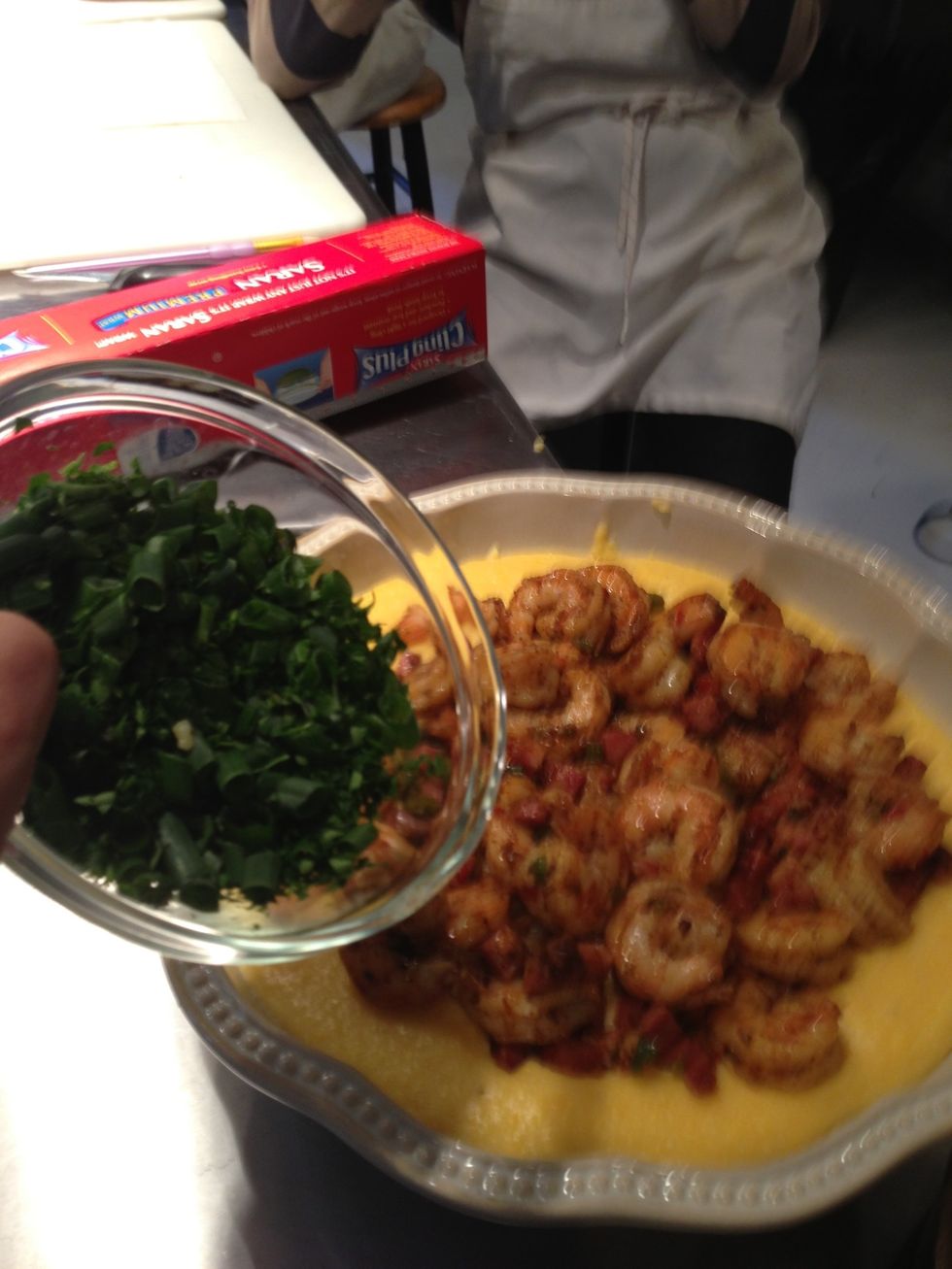 Top grits with shrimp and garnish with scallions