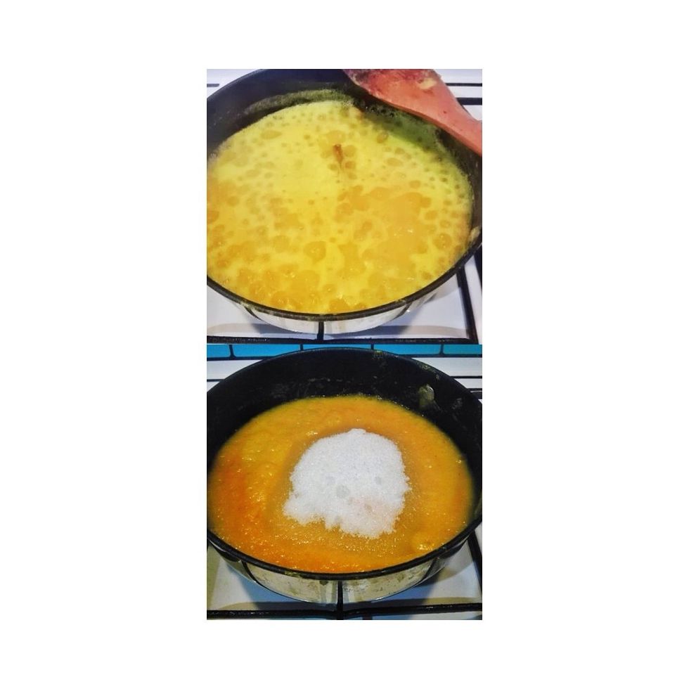 TOP PIC : let it boil until the water mix with the blended pineapple is 20% gone  BOTTOM PIC : until the texture is a bit dry, then add in the sugar.high temp. For previous step and med temp for this