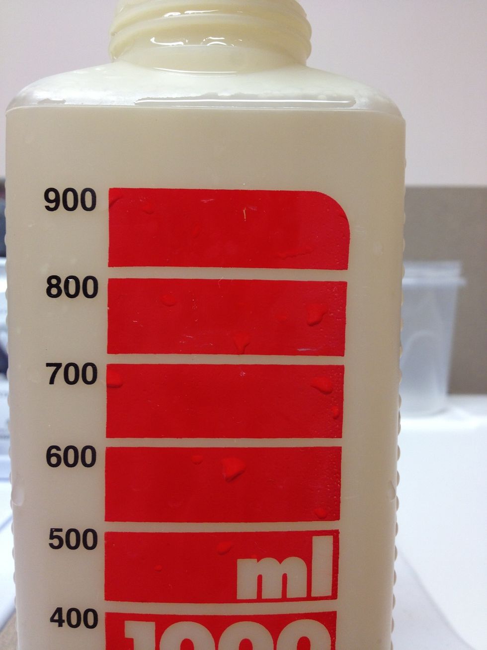 Top the bottle off to 1000ml. Don't fill past where the bottle narrows.