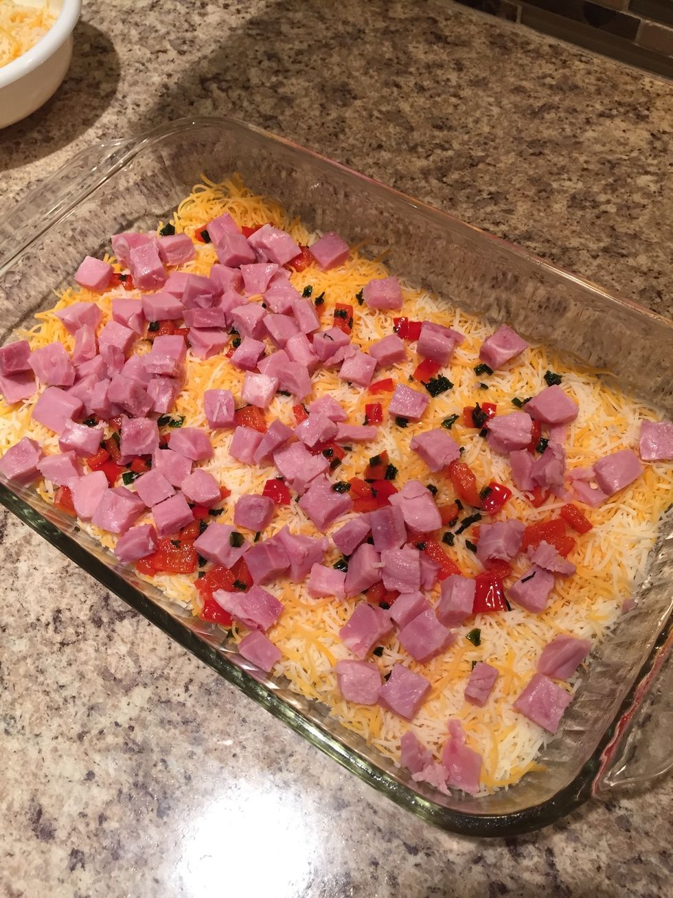Top vegetable mixture with ham