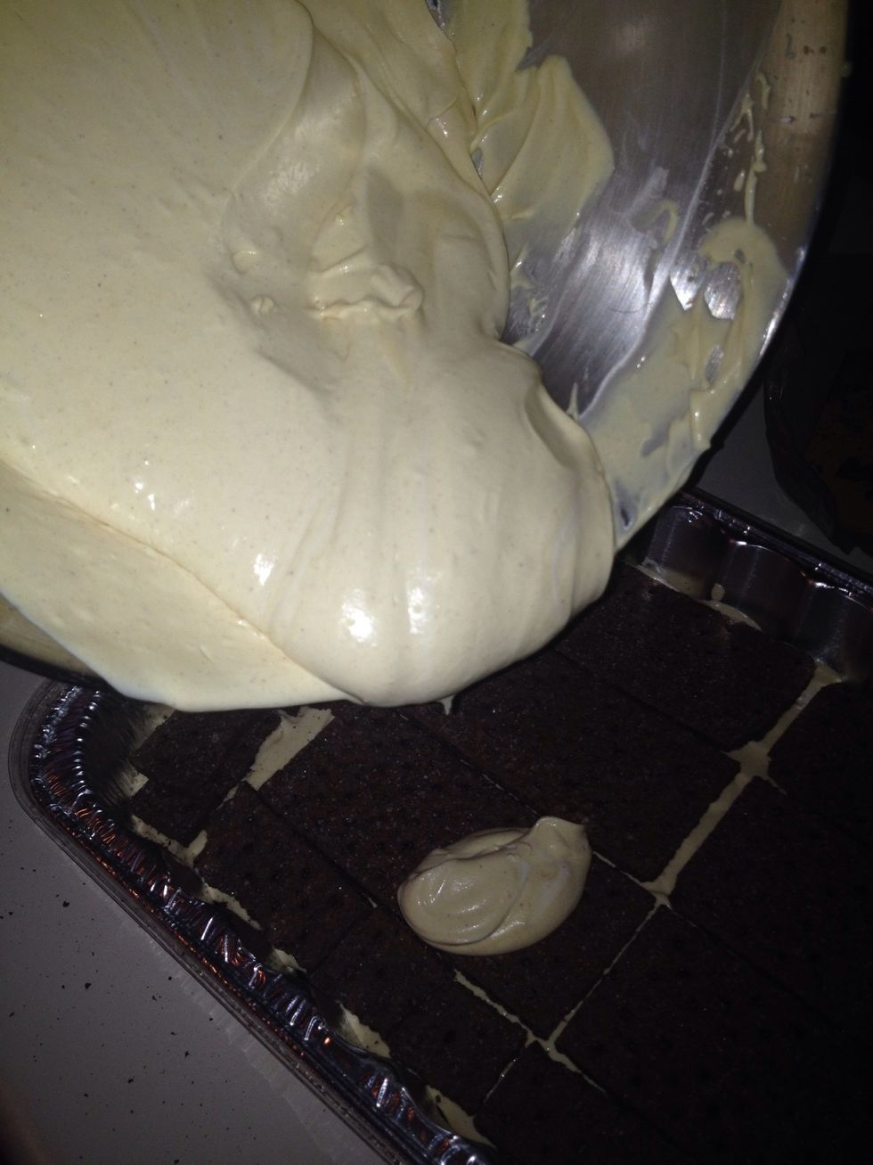 Top with the rest of the pudding mixture.