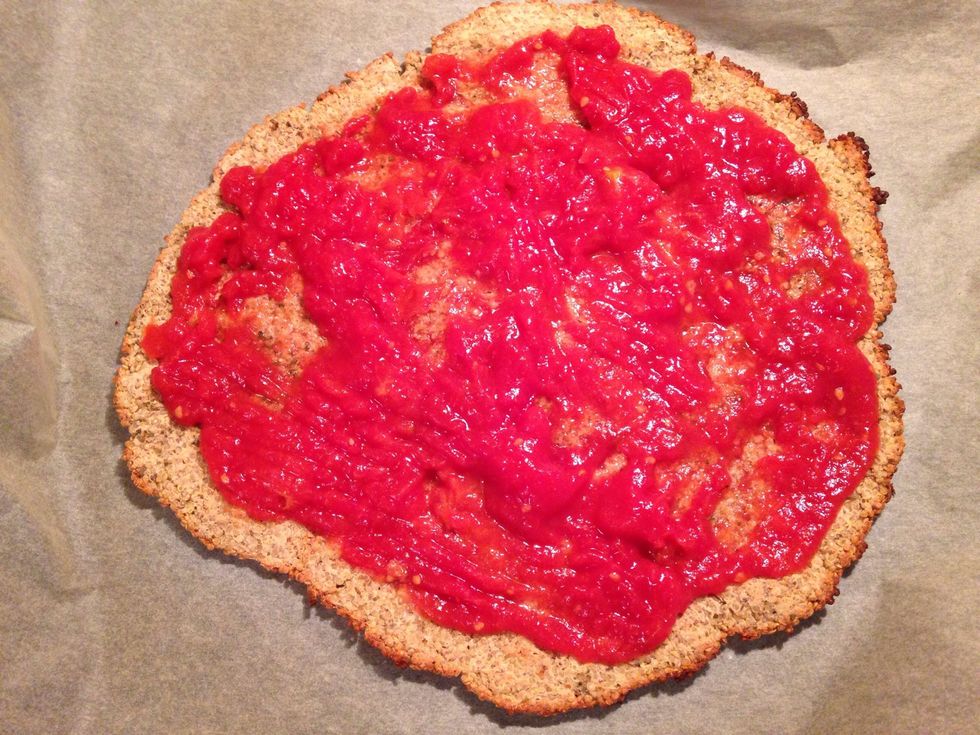 Top with tomato sauce...