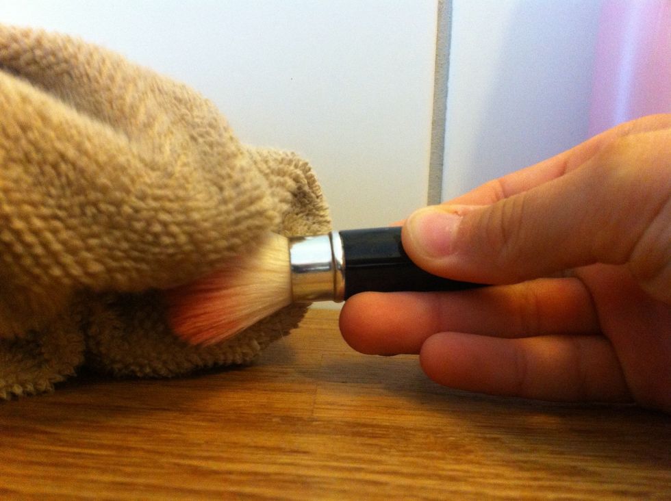 Torka borsten och sedan \u00e4r du klar!!