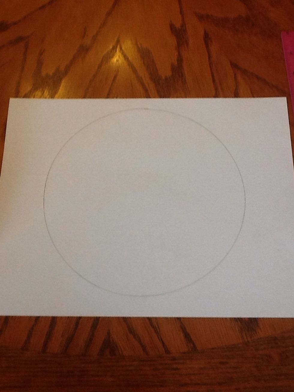 Trace a circle on our page.