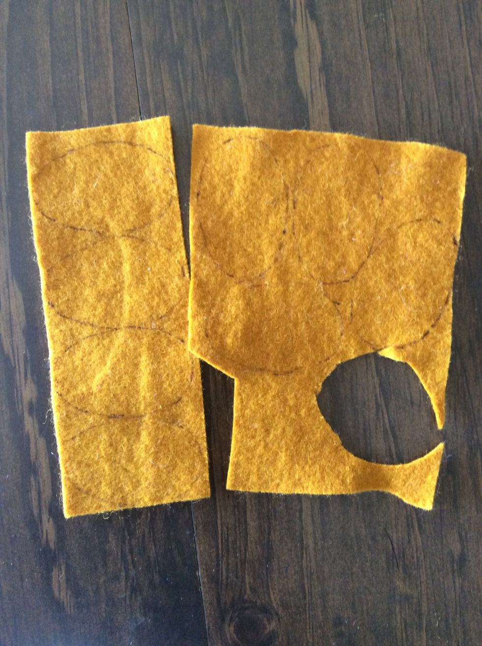 Trace eight tentacle shapes onto another color of felt. (I like to use a darker shade of the main color.)