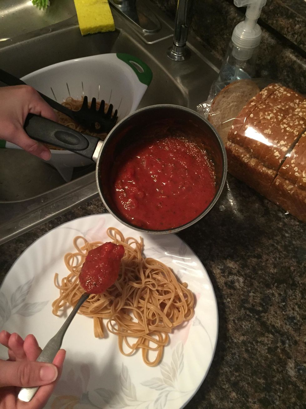 Transfer desired amount of noodles and sauce onto a plate and enjoy! Tip: Can be garnished with parmesan cheese and served with garlic toast or a vegetable.