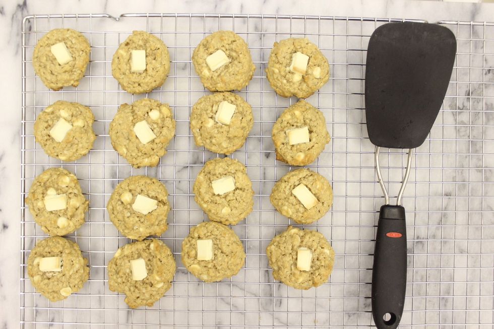 Transfer the cookies to a cooling rack to completely cool.