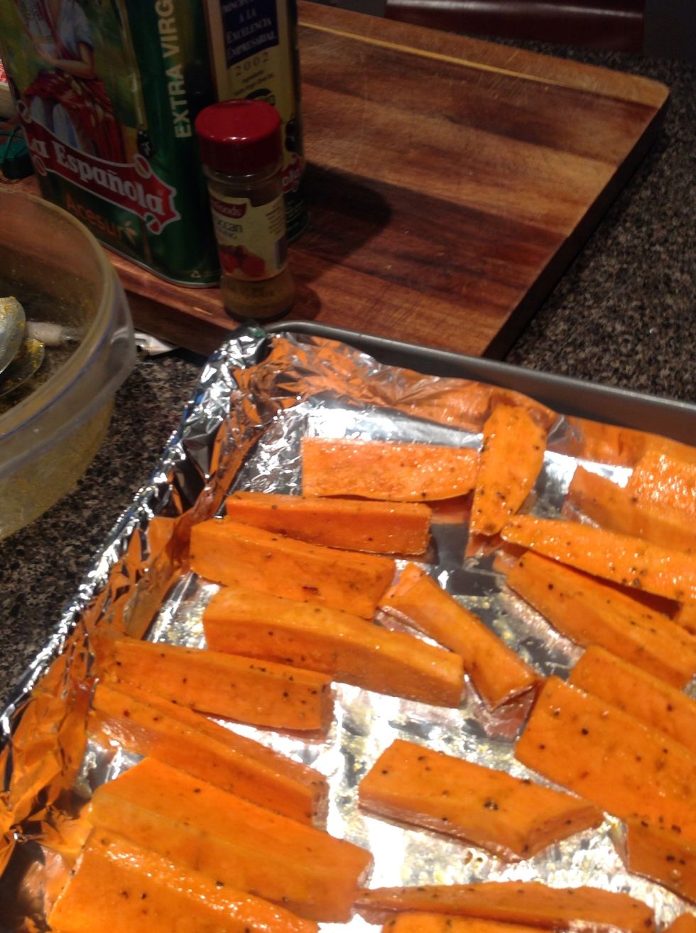 Transfer wedges to a foiled tin