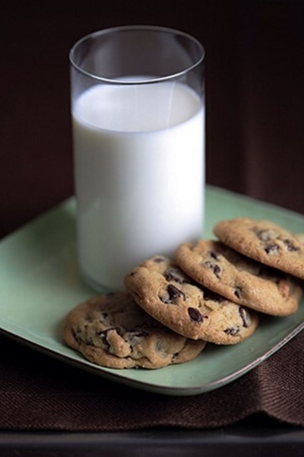 Try eating the cookies with milk, it tastes amazing!