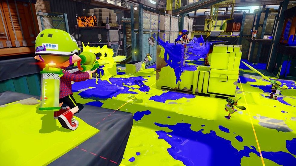 Try to battle for turf as you splat players. As you battle and splat players, you earn Splatoon money.
