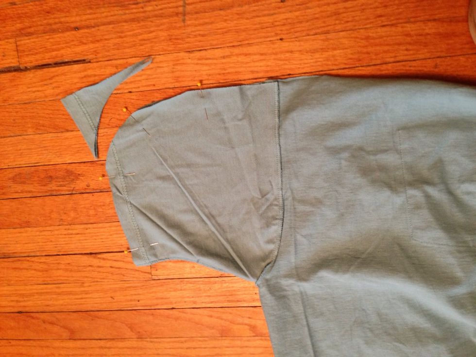 Turn inside-out. Round the top sleeve corners. The sleeves will become side pockets! Pin.