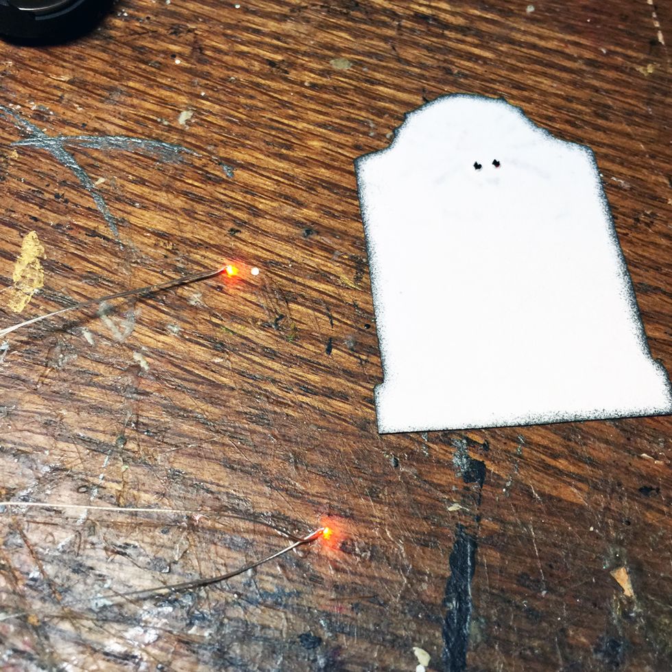 Turn on the LEDs and arrange the wires so they aren't tangled.