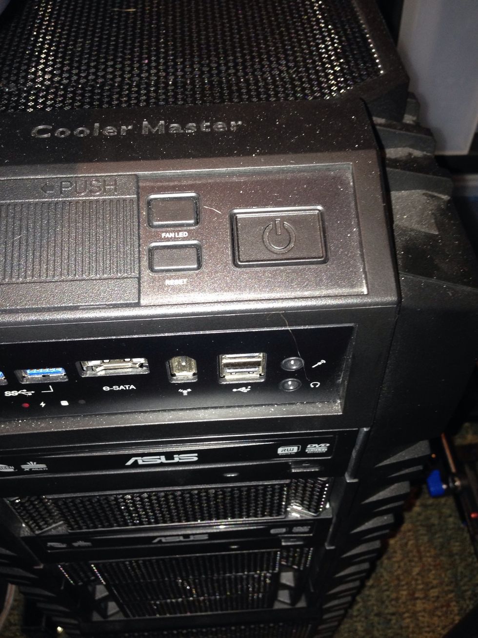 Turn on the media computer