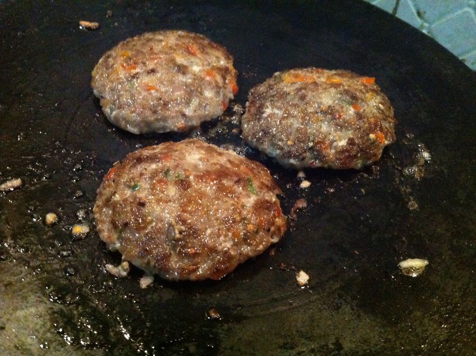 turn other pan's as well