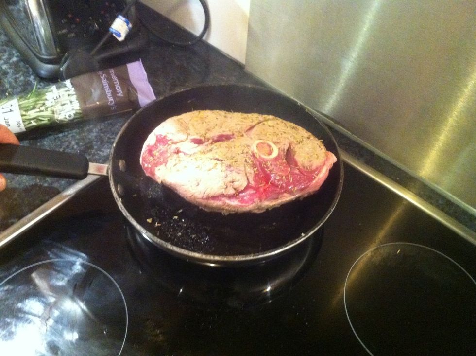 Turn quickly on a high heat so that the outer edge is slightly brown