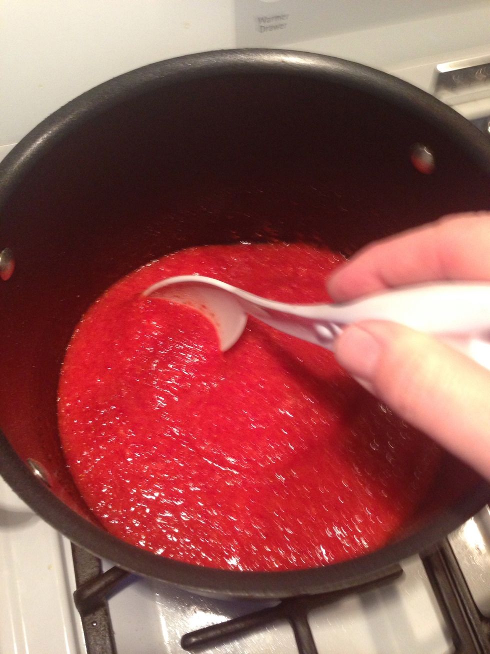 Turn the heat on high and stir to incorporate the pectin.