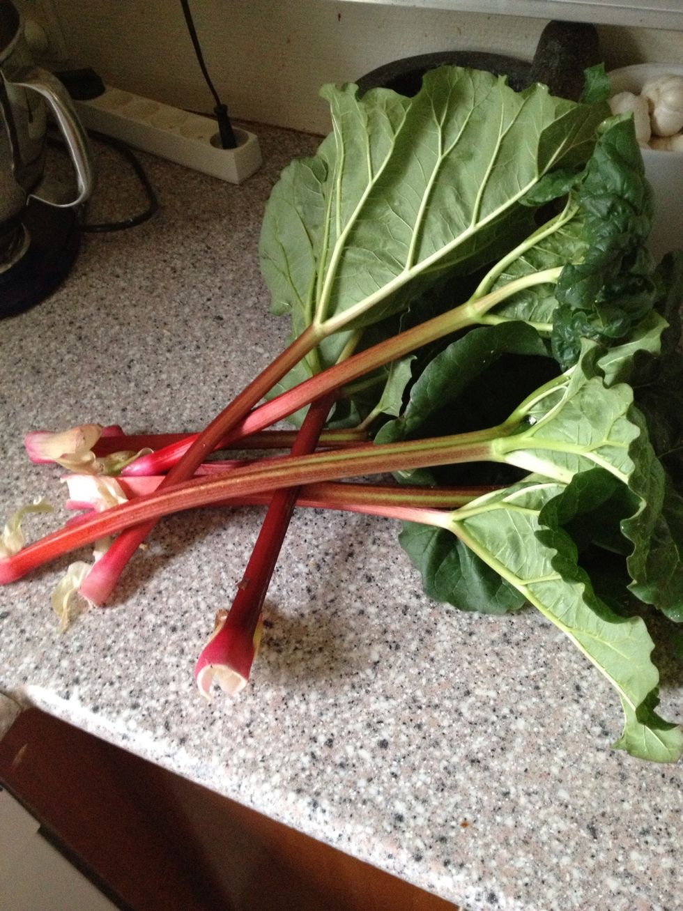 Turn your oven on to 390 F/200\u00b0C.