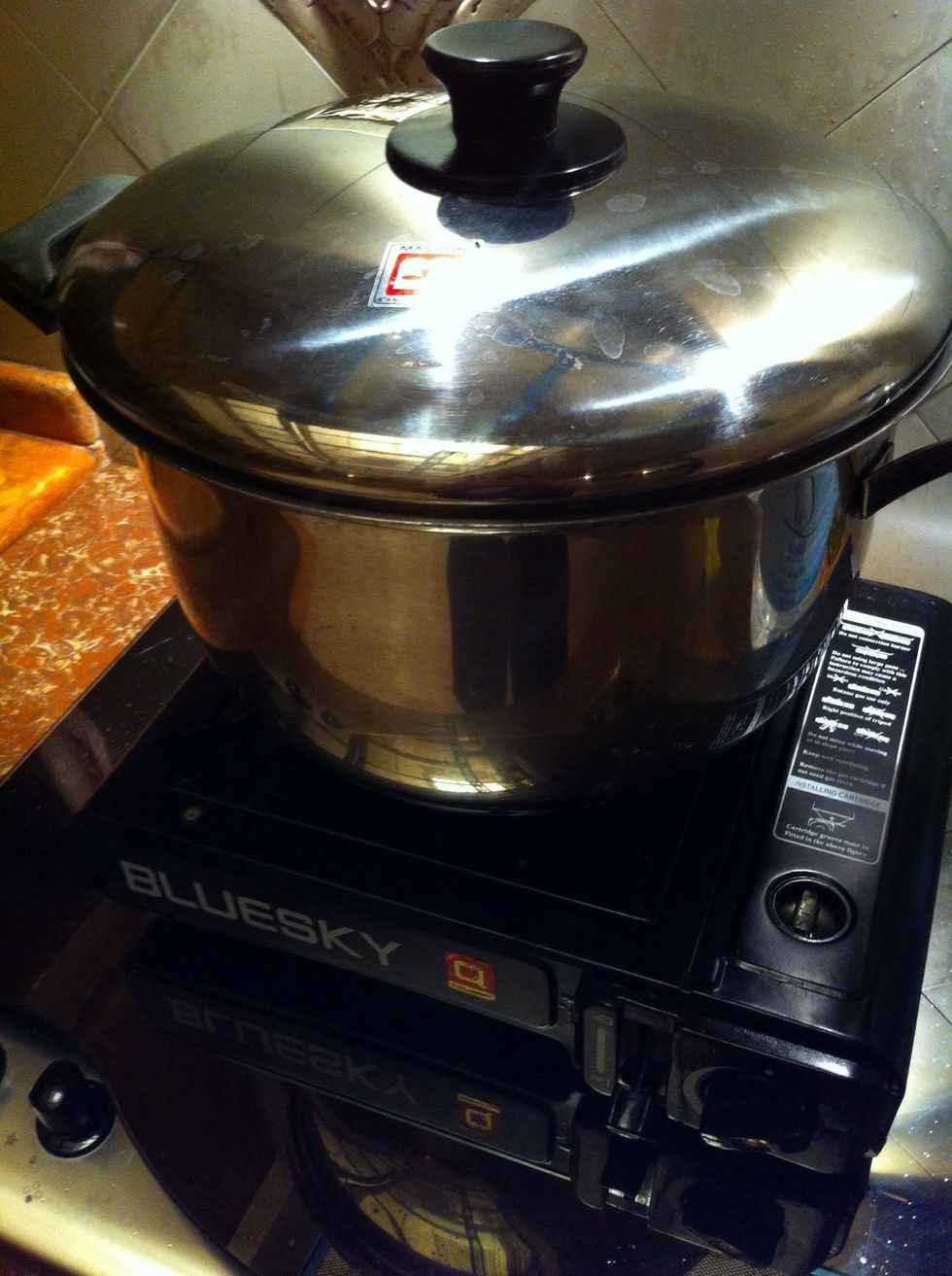 tutup hingga mendidih hingga daging matang ...tutup