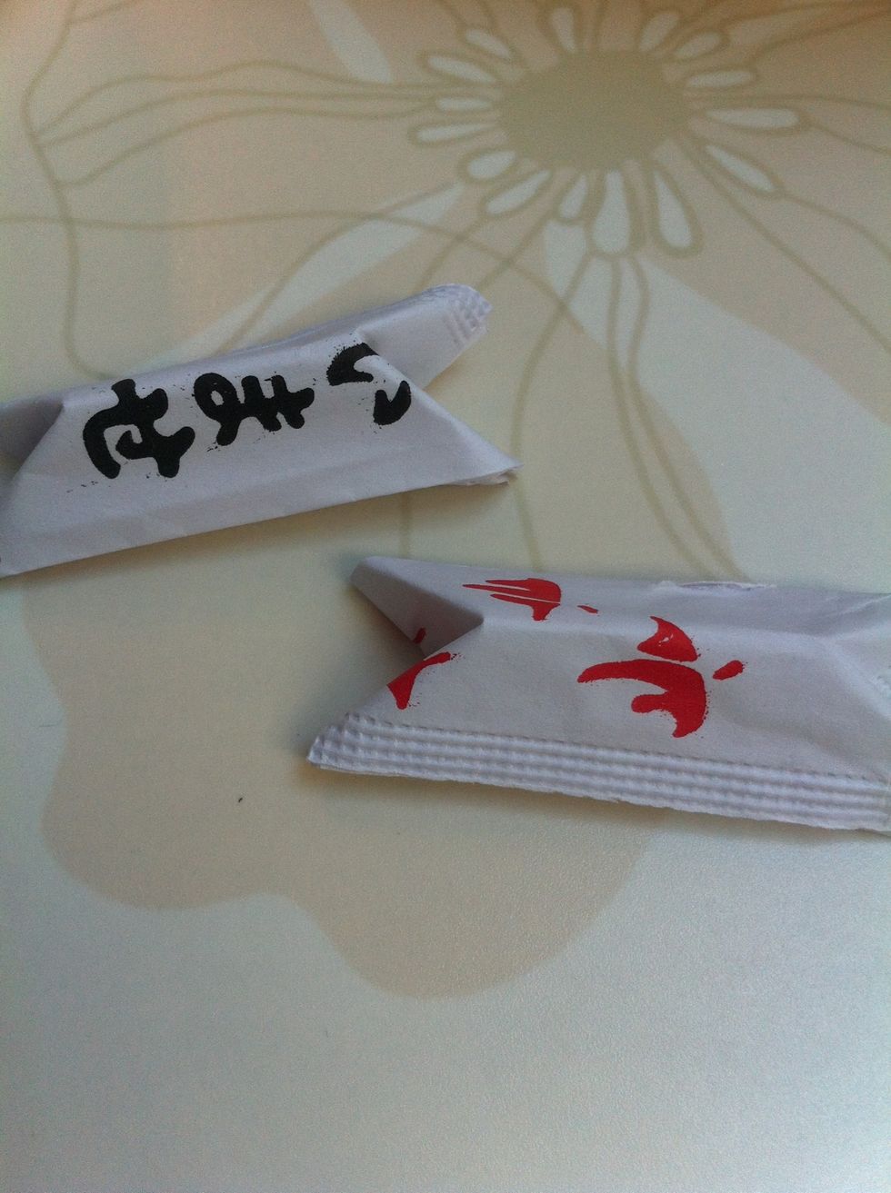 Twinsies! Don't forget to make them for your friends during meals too!