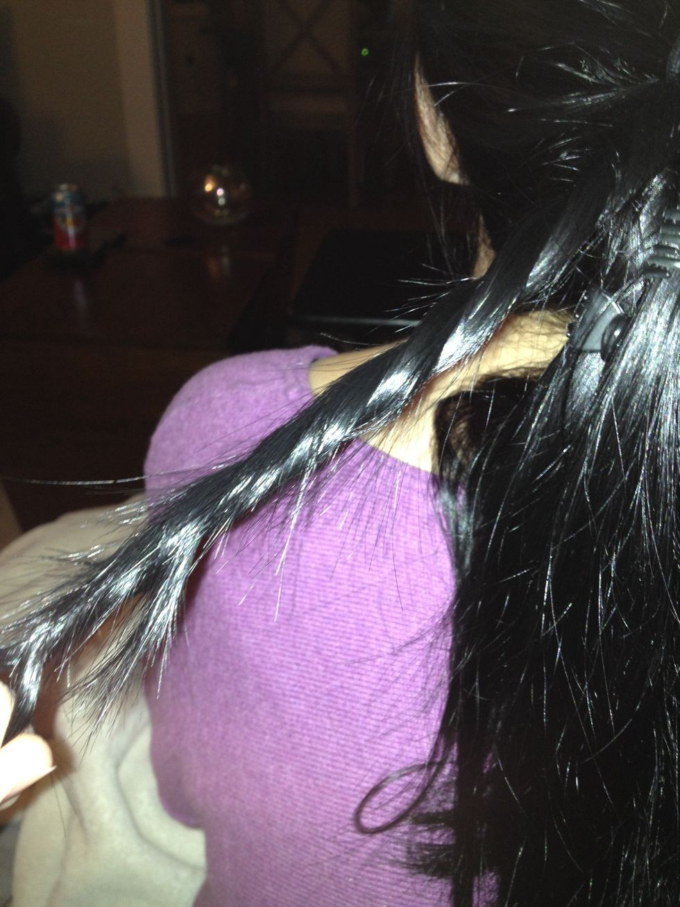 Twist one section like this, but not to tight or the next step won't work