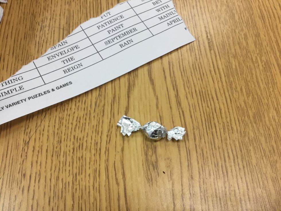 Twist the edges so it looks like an old fashioned candy