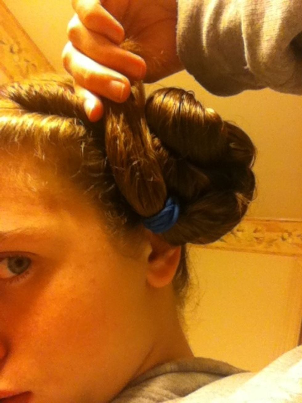 Twist the twisted pony around the first pony holder you used.