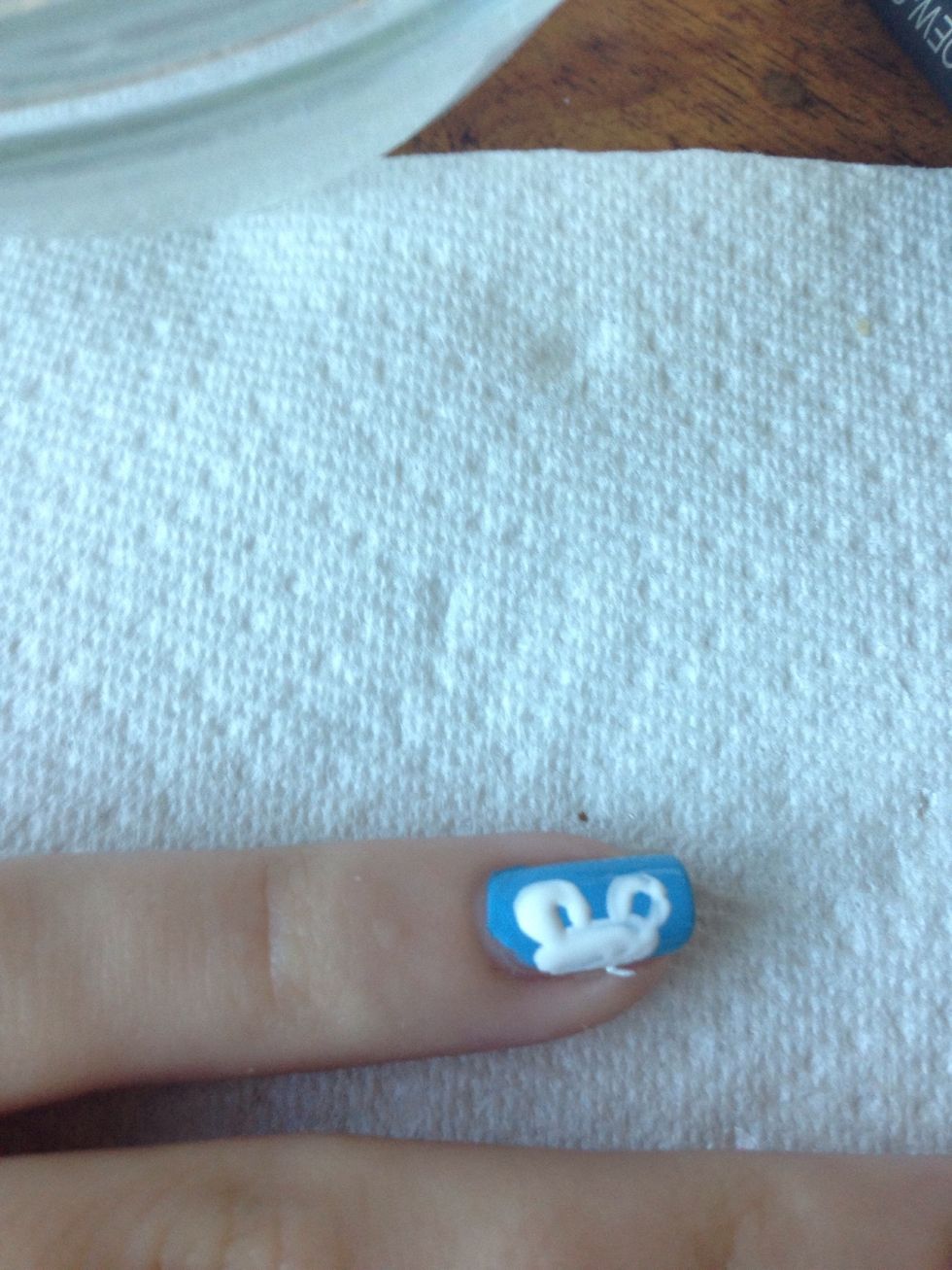 Two circles for feets and fill in