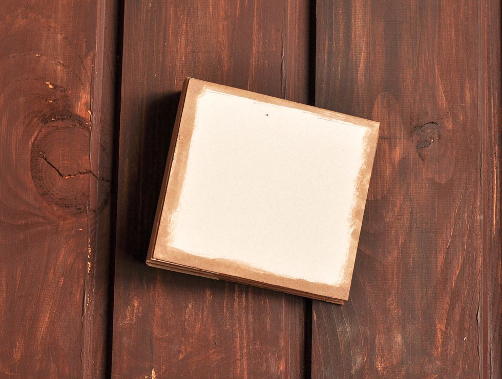 \u0412\u044b\u0440\u0435\u0437\u0430\u0435\u043c \u0438\u0437 \u043f\u043b\u043e\u0442\u043d\u043e\u0433\u043e \u043a\u0430\u0440\u0442\u043e\u043d\u0430 \u0441\u0442\u0440\u0430\u043d\u0438\u0446\u044b \u0430\u043b\u044c\u0431\u043e\u043c\u0430, \u0440\u0430\u0437\u043c\u0435\u0440\u043e\u043c 12\u044513\u0441\u043c. \u041a\u0440\u0430\u044f \u043f\u043e\u043a\u0440\u0430\u0441\u0438\u043b\u0430 Distress Stain -Vintage photo.