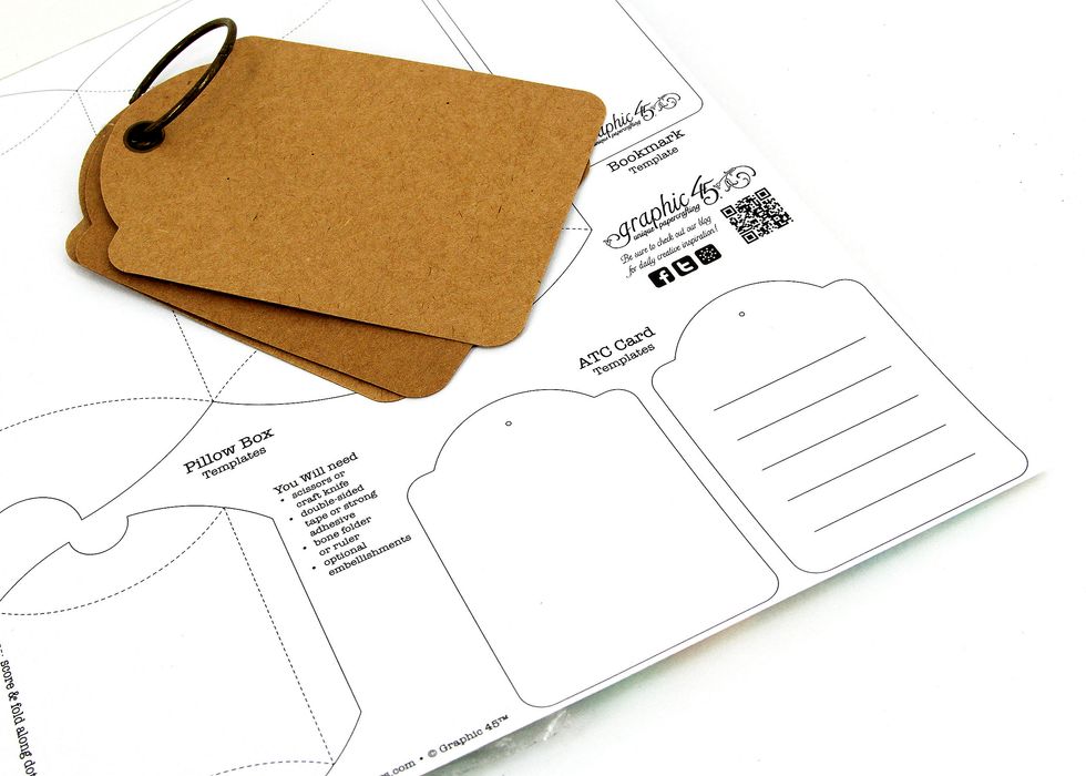 \u0414\u043b\u044f \u044d\u0442\u043e\u0433\u043e \u0432 \u043a\u0430\u0447\u0435\u0441\u0442\u0432\u0435 \u0448\u0430\u0431\u043b\u043e\u043d\u043e\u0432 \u0438\u0441\u043f\u043e\u043b\u044c\u0437\u0443\u0435\u043c \u0442\u0435\u0433\u0438 \u0438\u0437 \u043a\u0440\u0430\u0444\u0442 \u043a\u0430\u0440\u0442\u043e\u043d\u0430 Graphic45 \u0438 \u0430\u0442\u0441 \u0442\u0435\u0433\u0438, \u0448\u0430\u0431\u043b\u043e\u043d \u043a\u043e\u0442\u043e\u0440\u044b\u0445 \u0432\u044b\u0440\u0435\u0437\u0430\u0435\u043c \u0438\u0437 \u0443\u043f\u0430\u043a\u043e\u0432\u043a\u0438 \u043d\u0430\u0431\u043e\u0440\u0430 \u0431\u0443\u043c\u0430\u0433\u0438 Graphic45.