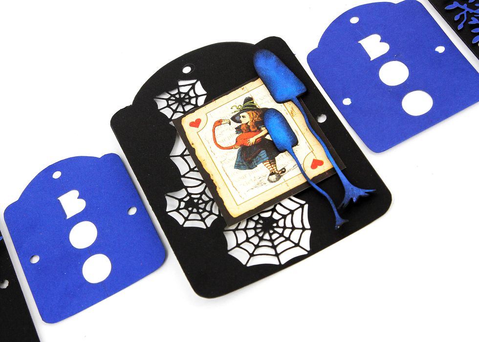 \u0414\u043e\u0431\u0430\u0432\u043b\u044f\u0435\u043c \u0431\u0443\u043c\u0430\u0436\u043d\u044b\u0435 \u043c\u043e\u0442\u0438\u0432\u044b \u0438 \u0447\u0438\u043f\u0431\u043e\u0430\u0440\u0434.