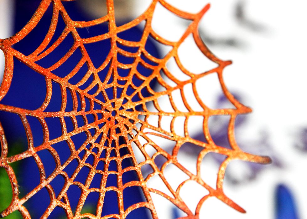 \u0418\u043b\u0438 \u0434\u043e\u0431\u0430\u0432\u0438\u0442\u044c \u043d\u0435\u043c\u043d\u043e\u0433\u043e \u0431\u043b\u0435\u0441\u043a\u0430 \u0441 \u043f\u043e\u043c\u043e\u0449\u044c\u044e \u0437\u043e\u043b\u043e\u0442\u043e\u0439 \u0438\u043b\u0438 \u0433\u0430\u043b\u043e\u0433\u0440\u0430\u0444\u0438\u0447\u0435\u0441\u043a\u043e\u0439 \u043f\u0443\u0434\u0440\u044b.