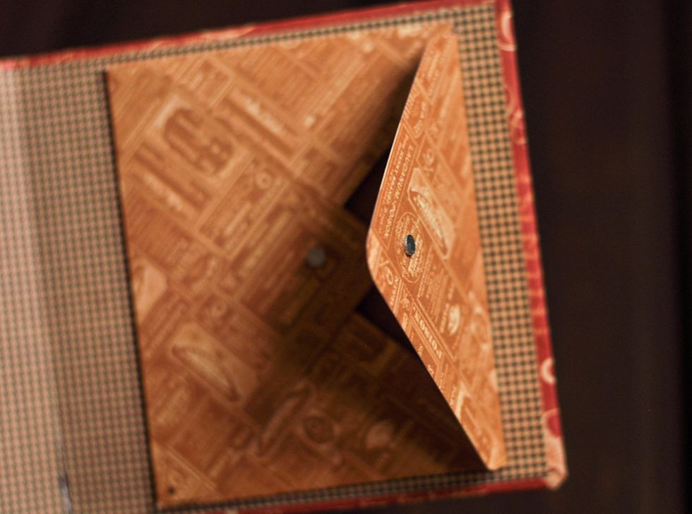 \u043d\u0430 \u043d\u0435\u0433\u043e \u0442\u0430\u043a\u0436\u0435 \u043a\u043b\u0435\u044e \u043c\u0430\u0433\u043d\u0438\u0442\u044b