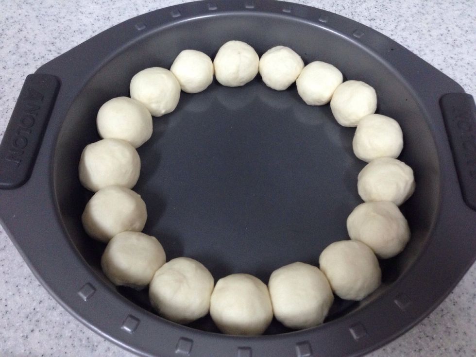\u062a\u0631\u0635 \u0627\u0644\u0643\u0631\u0627\u062a \u0627\u0644\u064a \u062c\u0627\u0646\u0628 \u0628\u0639\u0636\u0647\u0627 \u0628\u062d\u064a\u062b \u0644\u0627 \u062a\u062a\u0631\u0643 \u0645\u0633\u0627\u0641\u0627\u062a \u0628\u064a\u0646\u0647\u0627 Put the balls next to each other without a space