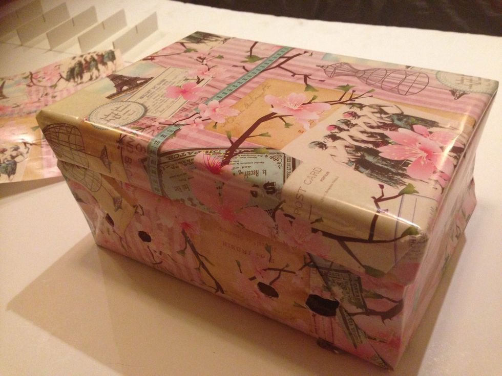 \u062a\u0645 \u062a\u063a\u0644\u064a\u0641 \u0627\u0644\u0639\u0644\u0628\u0629 \u0628\u0634\u0643\u0644 \u0643\u0627\u0645\u0644 .