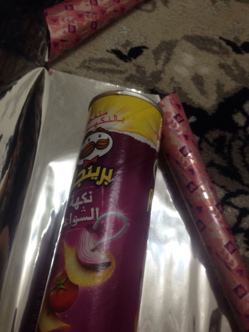 \u0642\u0645\u0646\u0627 \u0628\u0642\u0635 \u0627\u0644\u063a\u0644\u0627\u0641 \u0639\u0644\u0649 \u0645\u0642\u0627\u0633 \u0627\u0644\u0639\u0644\u0628\u0629 ..