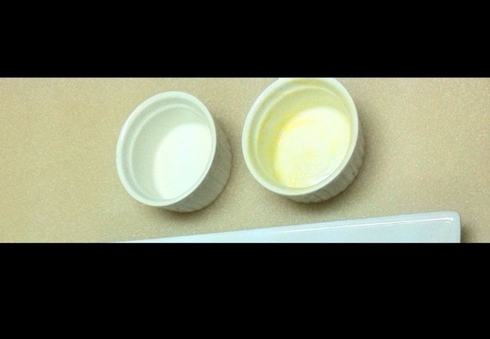 \u0645\u062b\u0644 \u0643\u0630\u0627 \u0635\u062d\u0648\u0646 \u0627\u0644\u0633\u0648\u0641\u0644\u064a\u0647 \u060c \u0648\u0647\u0646\u0627 \u0627\u0644\u0644\u064a \u0639\u0644\u0649 \u0627\u0644\u064a\u0645\u064a\u0646 \u0645\u062f\u0647\u0648\u0646 \u0628\u0627\u0644\u0632\u0628\u062f\u0629 \u060c \u0628\u0647\u0627\u0644\u0648\u0635\u0641\u0629 \u0623\u0646\u0627 \u0627\u0633\u062a\u062e\u062f\u0645\u062a \u0635\u062d\u0648\u0646 \u0642\u0635\u062f\u064a\u0631 .. \u0628\u0627\u0644\u0646\u0633\u0628\u0629 \u0644\u0647\u0627 \u0627\u0644\u0648\u0635\u0641\u0629 \u062a\u0633\u0648\u064a \u0644\u0646\u0627 \u0663 \u0635\u062d\u0648\u0646 \u0628\u0633 .