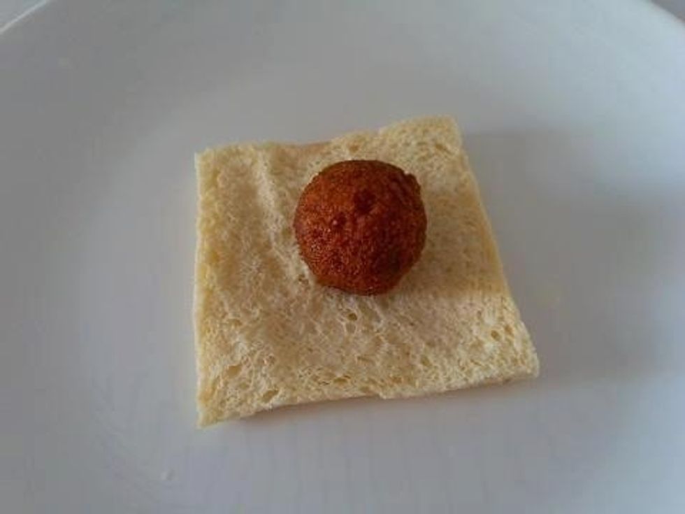 \u0646\u0636\u063a\u0637 \u0639\u0644\u0649 \u0627\u0644\u062a\u0648\u0633\u062a \u0628\u0628\u0627\u0637\u0646 \u0627\u0644\u064a\u062f \u060c\u060c \u062b\u0645 \u0646\u0636\u0639 \u062d\u0628\u0629 \u0641\u0644\u0627\u0641\u0644 \u0643\u0627\u0645\u0644\u0629 \u0641\u064a \u0627\u0644\u0648\u0633\u0637 :)