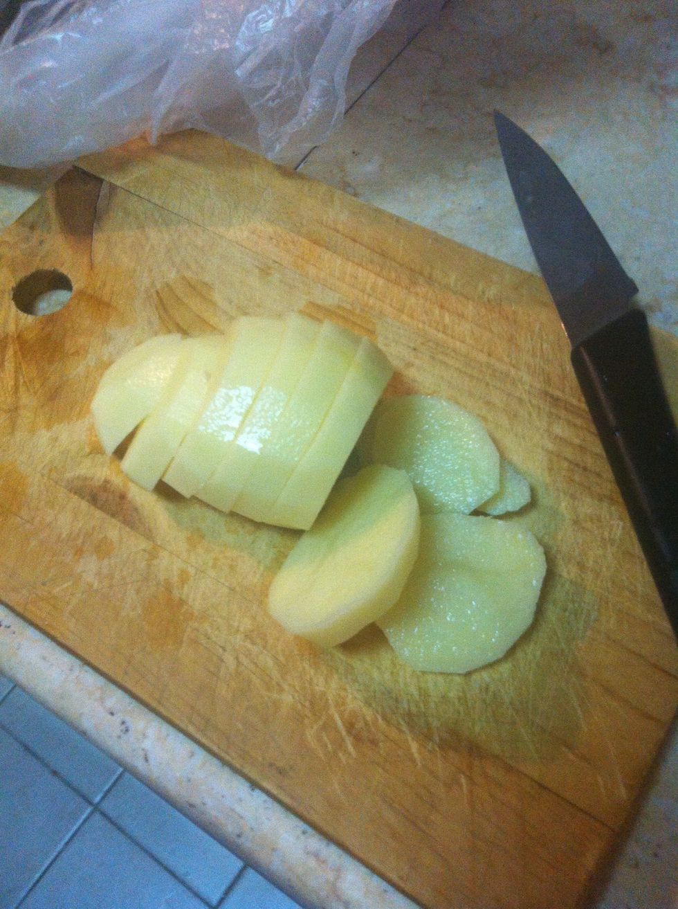 \u0646\u0642\u0637\u0639 \u0627\u0644\u0628\u0637\u0627\u0637\u0627 \u0634\u0631\u0627\u064a\u062d \u0639\u0631\u064a\u0636\u0647 \u062a\u0642\u0631\u064a\u0628\u0627