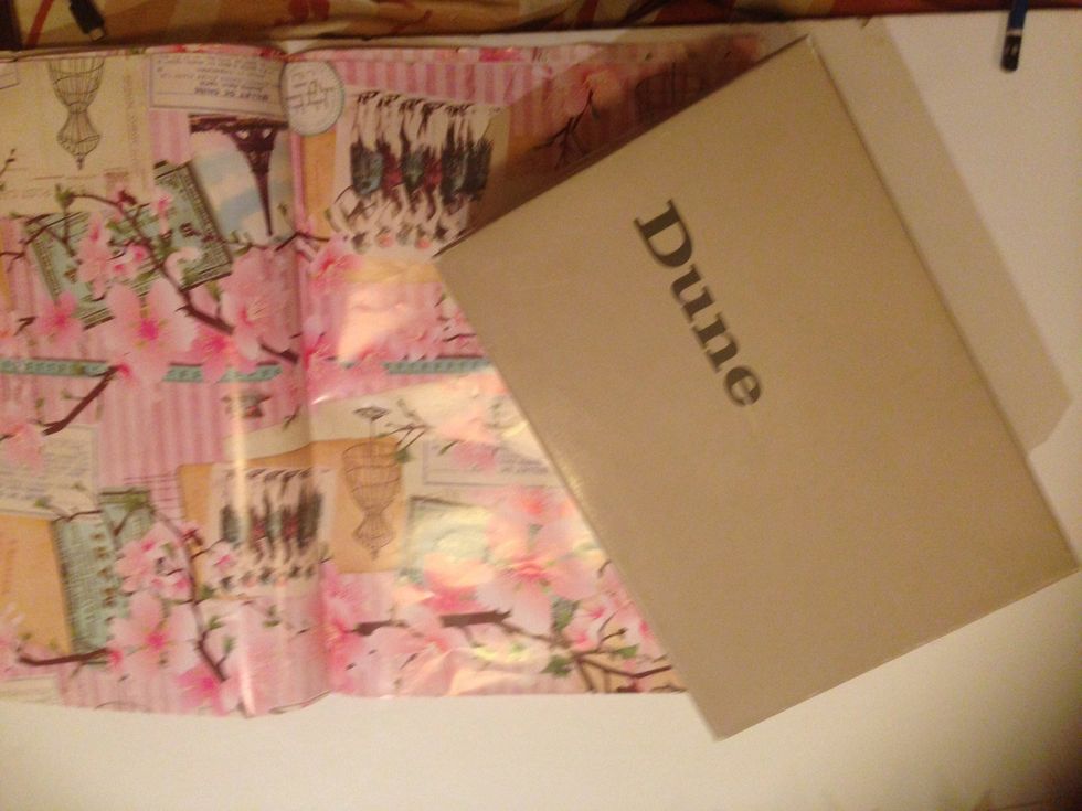 \u0646\u0642\u0648\u0645 \u0628\u062a\u063a\u0644\u064a\u0641 \u0627\u0644\u0639\u0644\u0628\u0629 \u0628\u062a\u063a\u0644\u064a\u0641 \u0627\u0644\u0645\u0646\u0627\u0633\u0628 \u0644\u0644\u0639\u0644\u0628\u0647 .