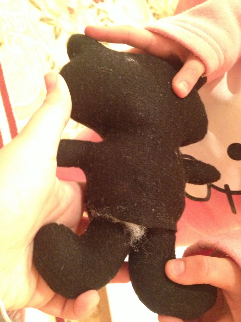 \u0646\u0642\u0648\u0645 \u0628\u062e\u064a\u0627\u0637\u062a\u0647\u0627 \u0645\u0639 \u0628\u0627\u0642\u064a \u0627\u0644\u062c\u0633\u0645