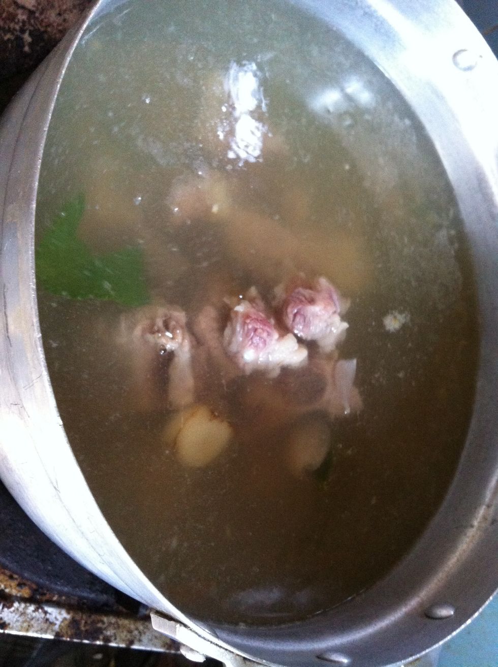 \u0e23\u0e2d\u0e19\u0e49\u0e33\u0e40\u0e14\u0e37\u0e2d\u0e14 10 \u0e19\u0e32\u0e17\u0e35 \u0e43\u0e2a\u0e48\u0e01\u0e23\u0e30\u0e14\u0e39\u0e01\u0e2b\u0e21\u0e39 1 \u0e0a\u0e32\u0e21\u0e43\u0e2b\u0e0d\u0e48