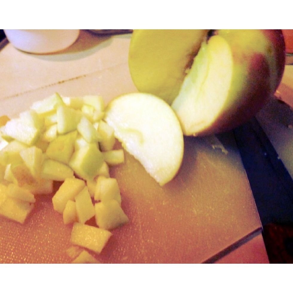 \u2022 chopped apples into small pieces (I'm makin apple cinnamon) \u2022 you can use multiple fruits that you like \u2022 Suggestion: berries, strawberries, peach, mango, banana, raisins