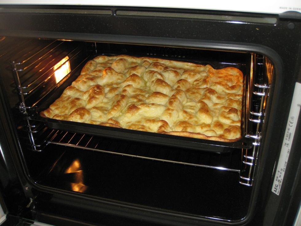 \u2022\tBake for 20 minutes. The kropsu gets a nice golden brown colour.