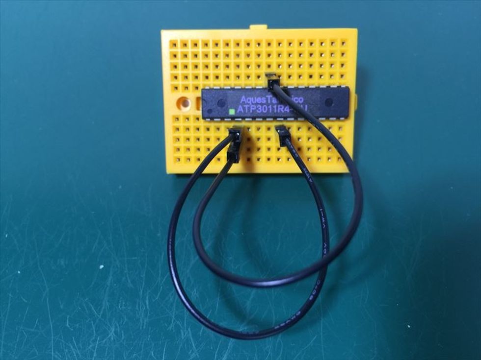 \u3055\u3089\u306b\u9ed2\u3044\u30b1\u30fc\u30d6\u30eb\u3067SMOD0\u3068\uff27\uff2e\uff24\uff08\u4e0a\u6bb5\u5de6\u304b\u3089\uff17\u756a\u76ee\uff09\u3092\u3064\u306a\u304e\u307e\u3059\u3002